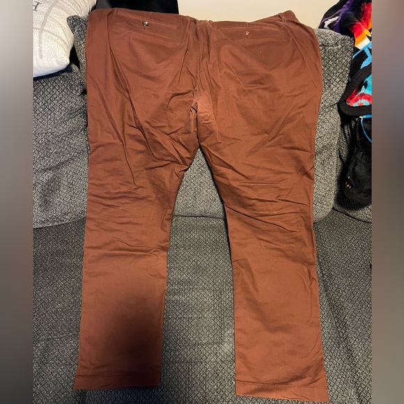 Men's chinos - Picture 3 of 3